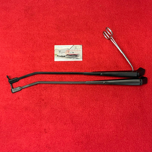 Arm Set, Wiper Arm Set 1985 - 1991 (Black) (Washer Nozzle Style) (Reconditioned) Part# 15522766