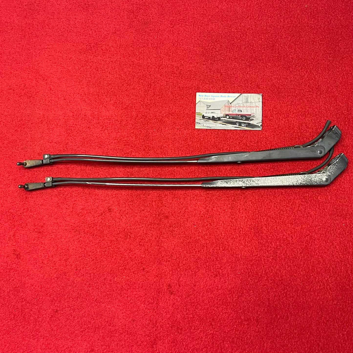 Arm Set, Wiper Arm Set 1985 - 1991 (Black) (Washer Nozzle Style) Part# 15522766