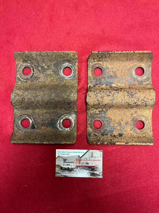 Plates, Rear Spring Plates 3.25” Axle Diameter