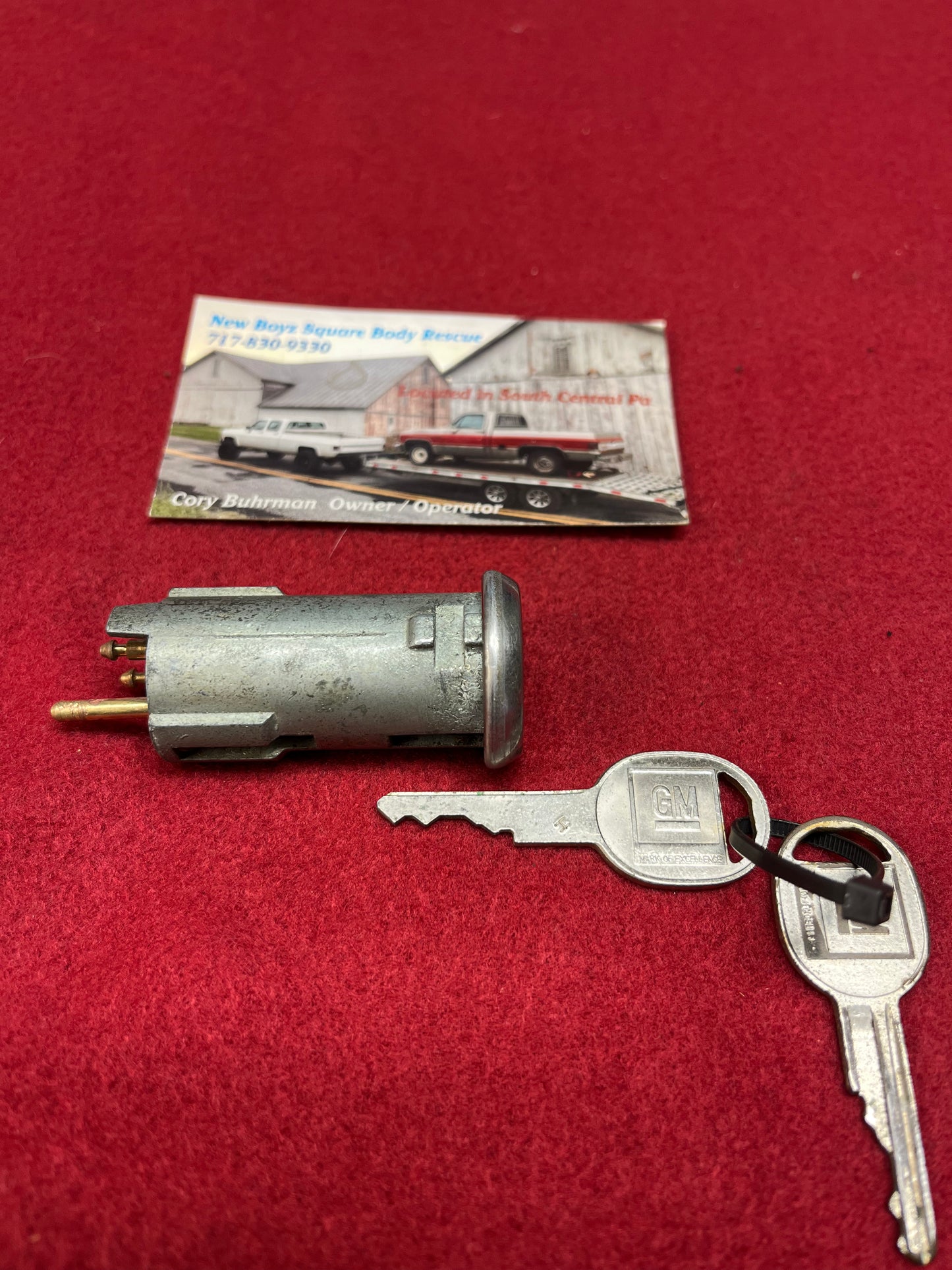 Lock, Tailgate Lock Cylinder with Electric Windows Part# 15618884