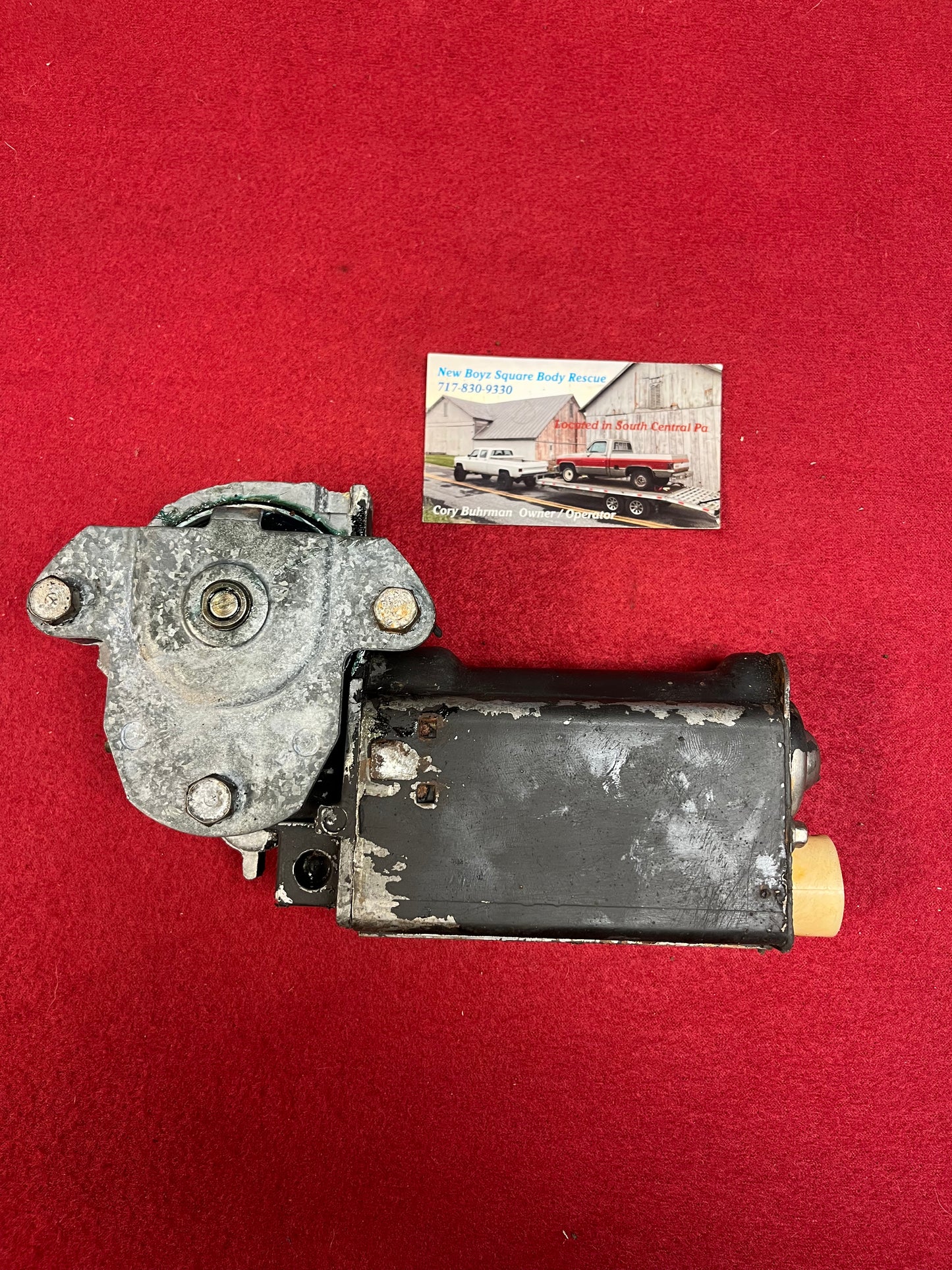 Plate, End Gate Window Regulator / Electric Motor Pinion Plate (Mount Plate) Part# 5718405 (Suburban)