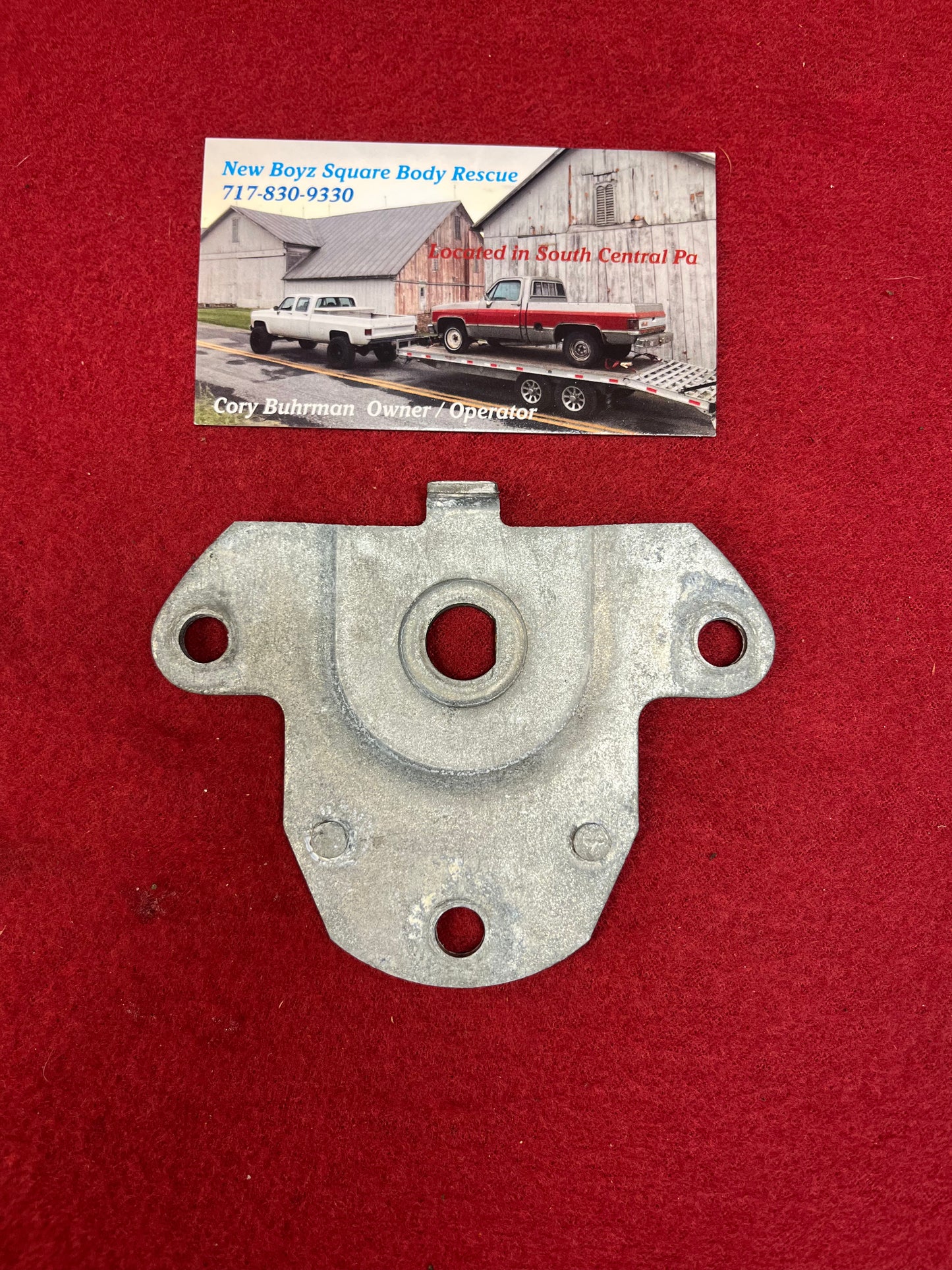 Plate, End Gate Window Regulator / Electric Motor Pinion Plate (Mount Plate) Part# 5718405 (Suburban)