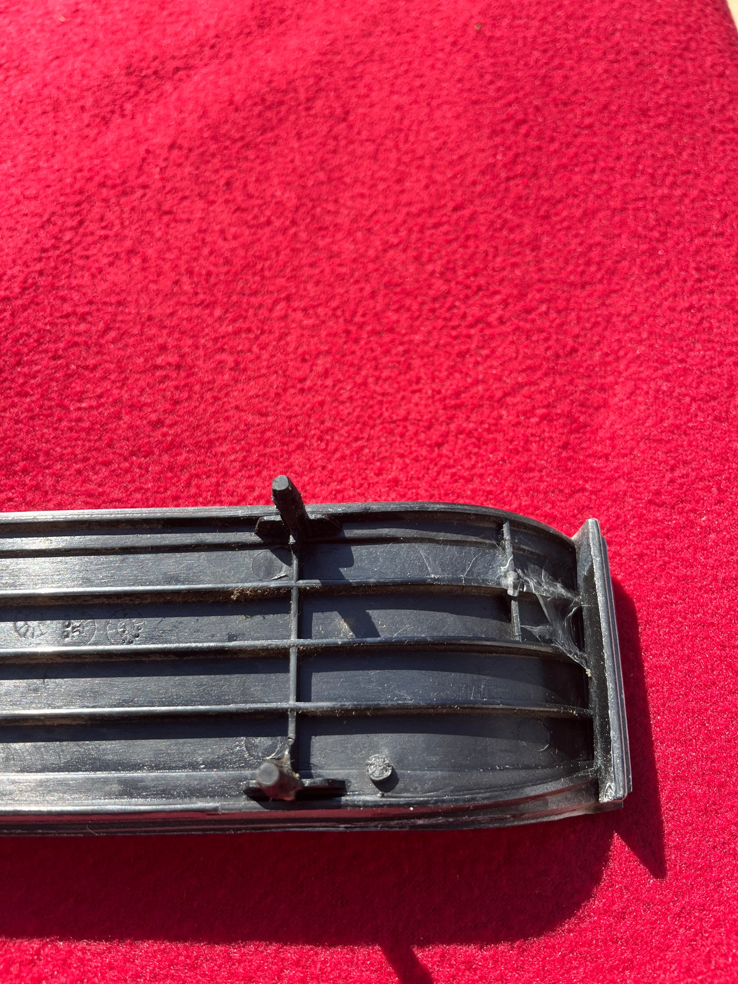 Molding, Dash Pad Molding 1981 - 1991 Non Air Conditioning RPO YE9 Part# 14023037
