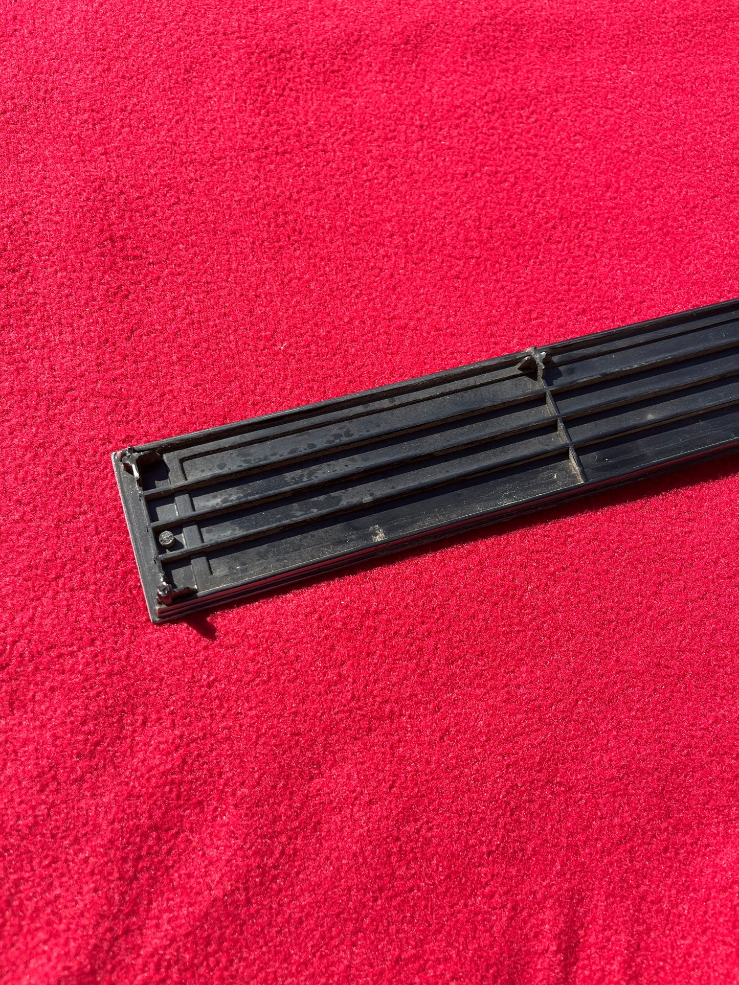 Molding, Dash Pad Molding 1981 - 1991 Non Air Conditioning RPO YE9 Part# 14023037
