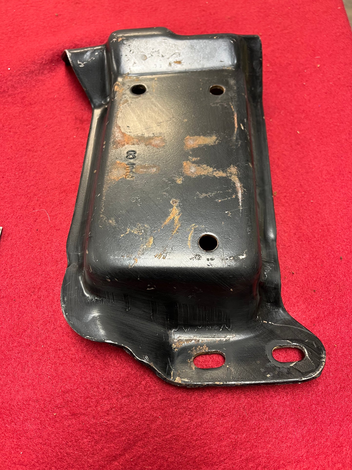 Bracket, RH 292 Engine Mount Bracket Frame Side Perch / Bracket Part# 6272370